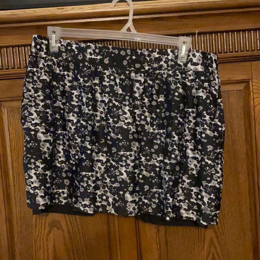 Swim skirt UV SKINZ like new